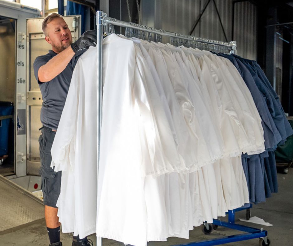 content idea: employee while at work